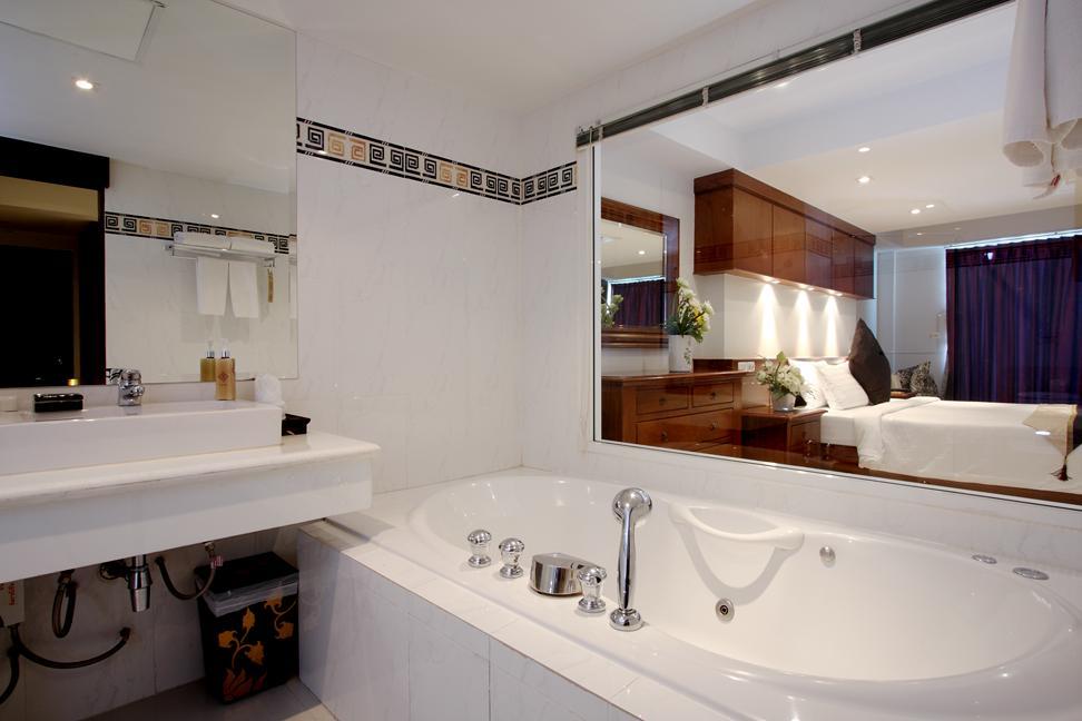 Rayaburi Beach Club Patong Zimmer foto